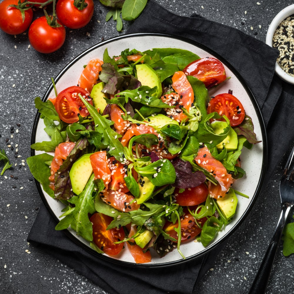 Fresh Grilled Salmon Cheesy Salad